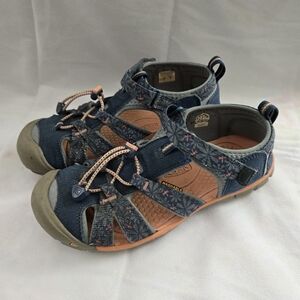 Keen Sandals Child 3 Seacamp II Fisherman Straps Closed Toe Size 4